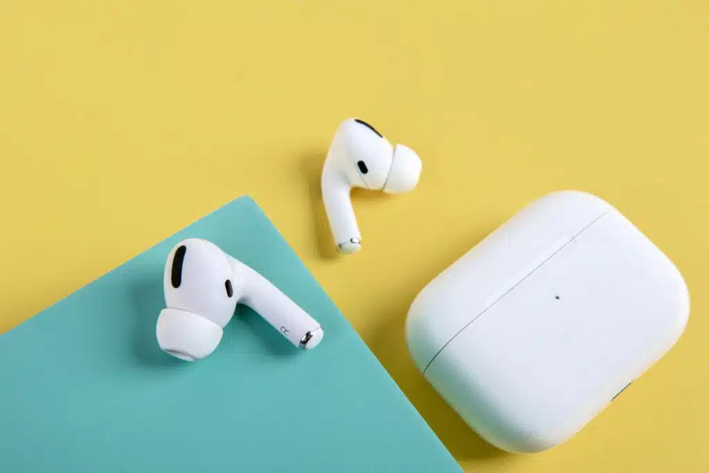 earphones