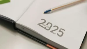 financieel jaar 2025